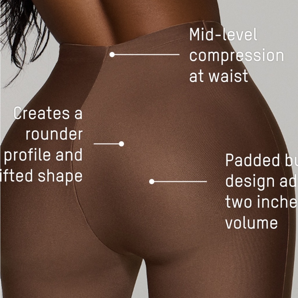 SKIMS Women's Black padded butt enhancing bodysuit shape wear size small - Picture 2 of 6